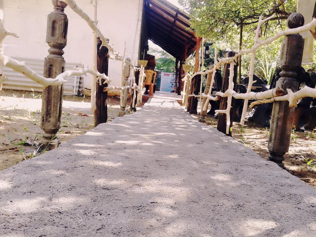 Bluesky Guest House Dambulla Extérieur photo